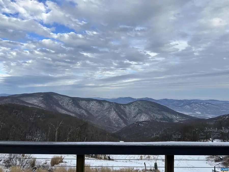 1418 Highlands Condos, Wintergreen Resort, VA 22967 - #2