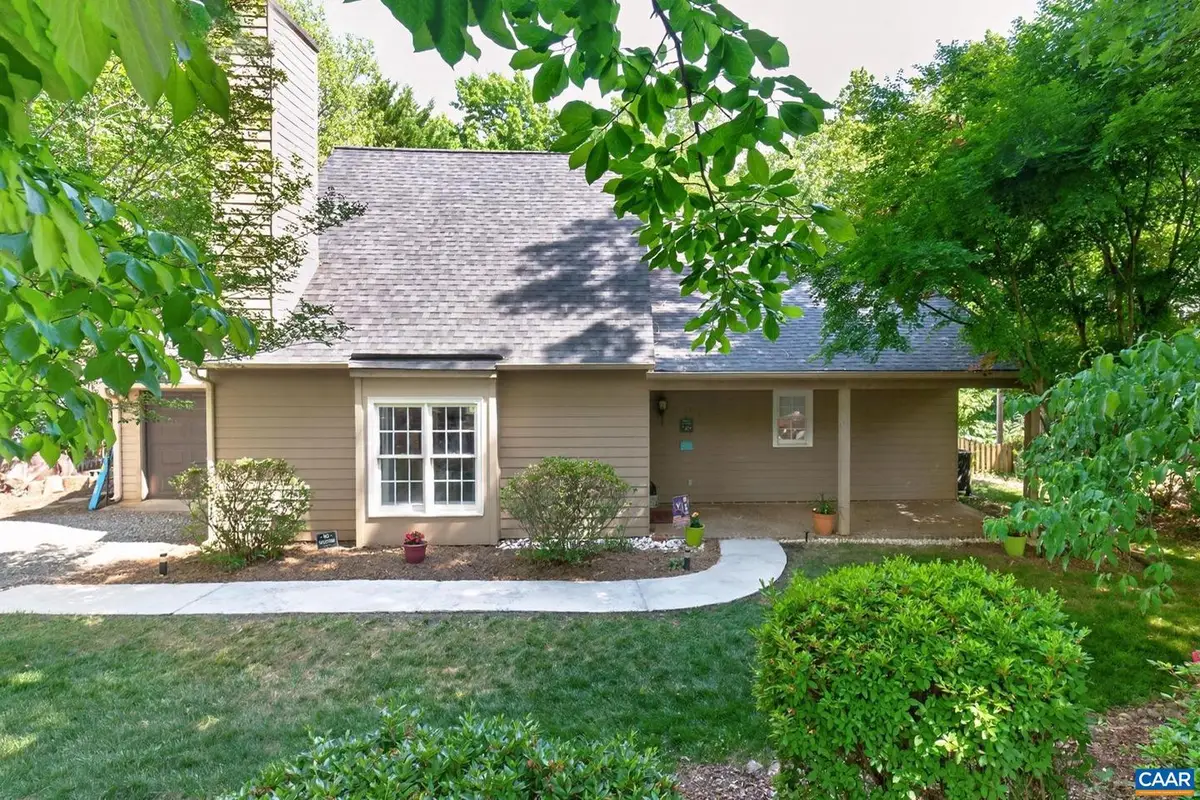 305 Starcrest Rd, Charlottesville, VA 22902 - #1