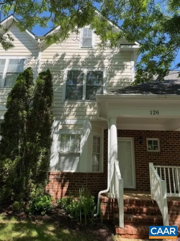 126 Old Fifth Cir, CHARLOTTESVILLE, VA 22903