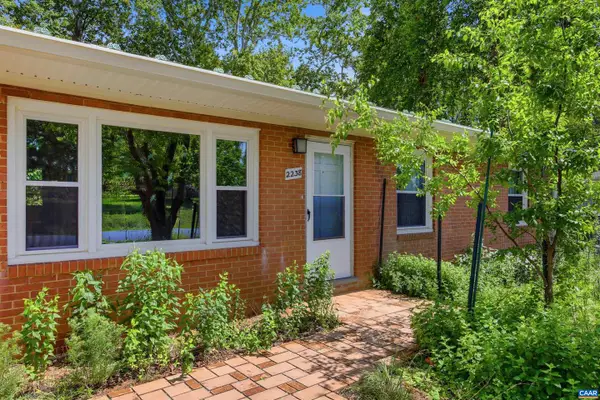 2238 Banbury St, CHARLOTTESVILLE, VA 22901