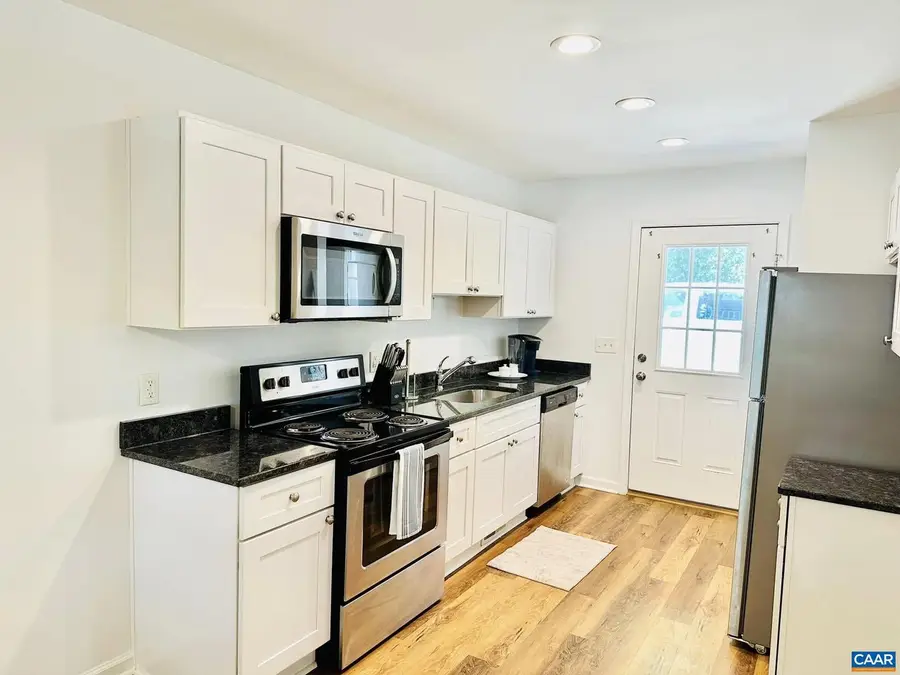 326 Nw 10th St #2, Charlottesville, VA 22903 - #3