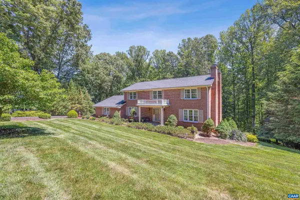 985 Tanglewood Rd, CHARLOTTESVILLE, VA 22901