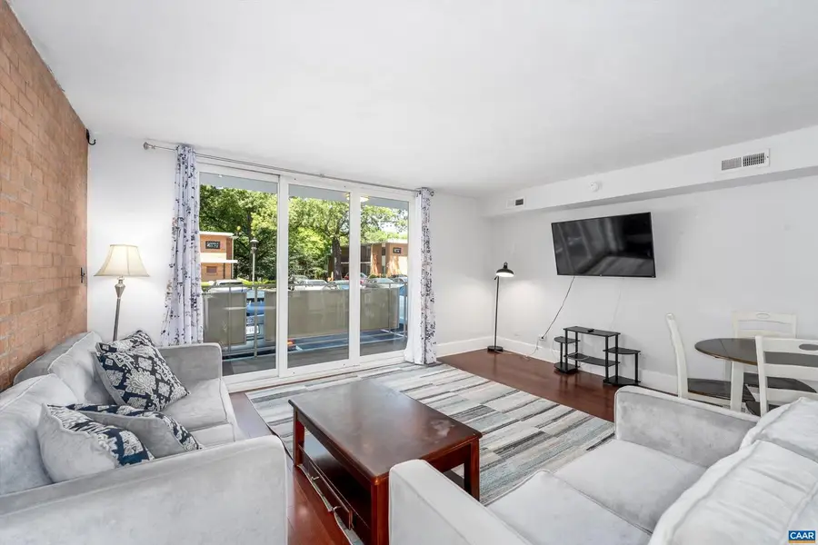 1800 Jefferson Park Ave #206, Charlottesville, VA 22903 - #3