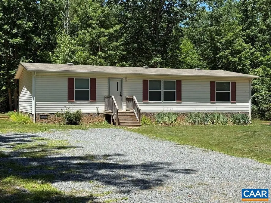 184 Ivy Ave, Howardsville, VA 24562 - #2