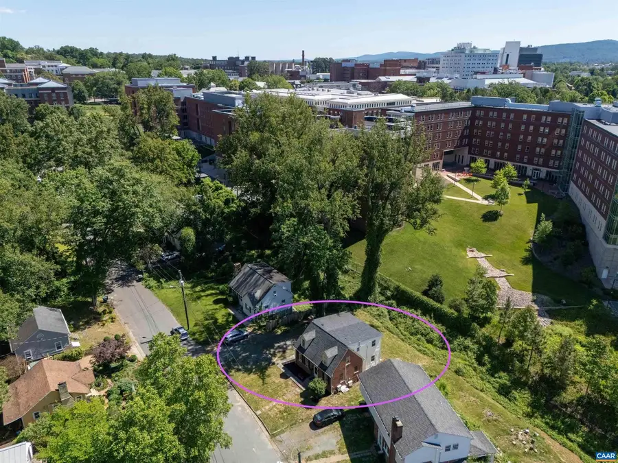524 Valley Rd, Charlottesville, VA 22903 - #2