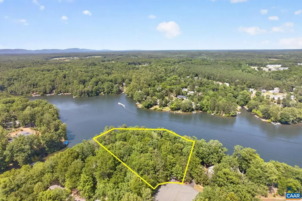 42 Cliftwood Rd, Palmyra, VA 22963 - #1