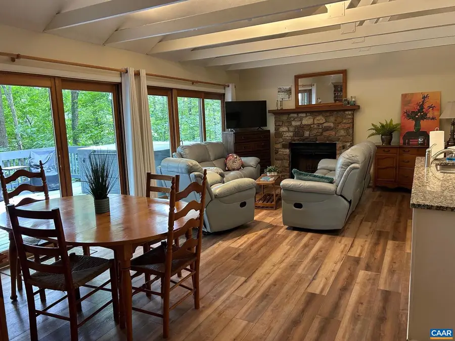 25 Hickorynut Rd, Roseland, VA 22967 - #3