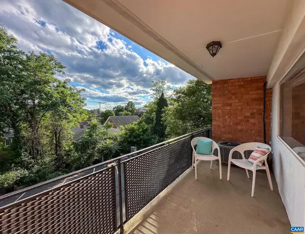 1800 Jefferson Park Ave #59, CHARLOTTESVILLE, VA 22903