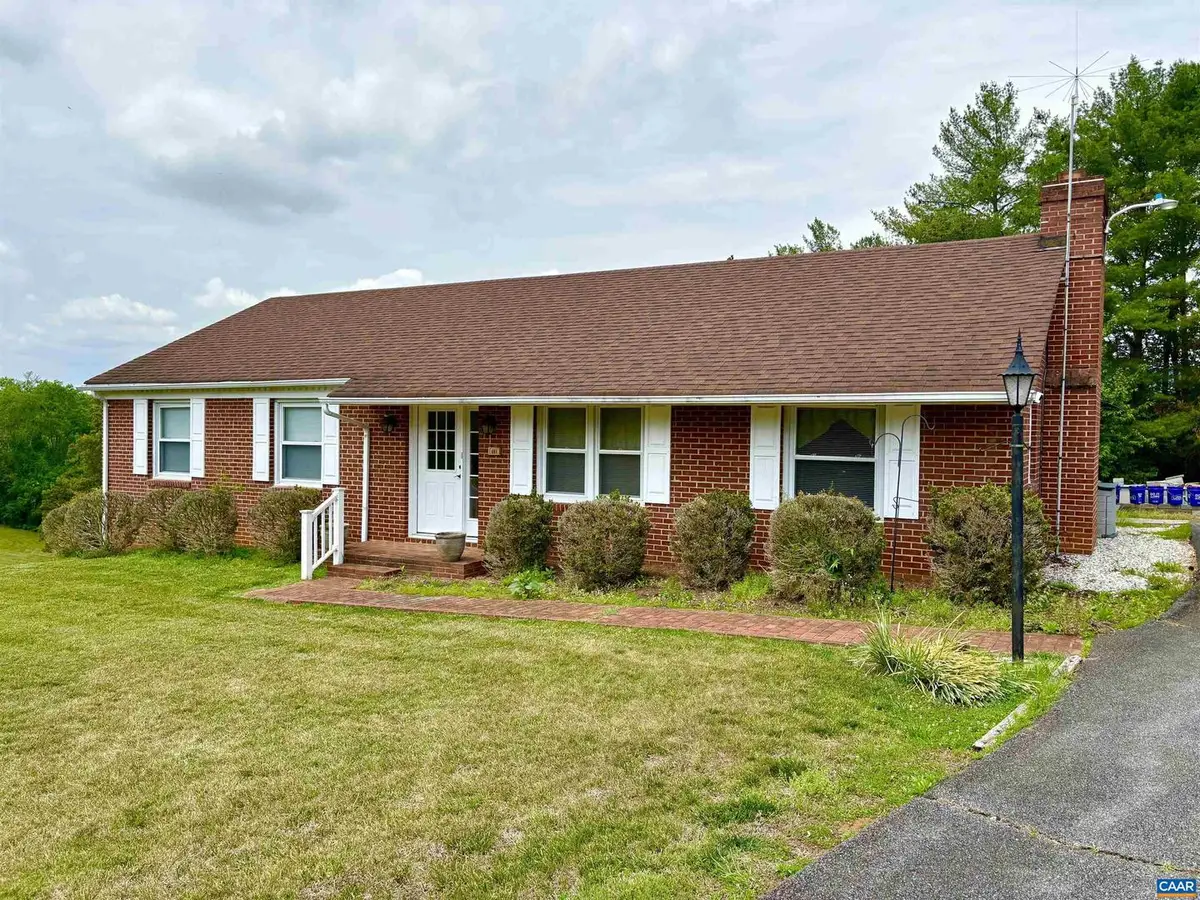 601 Lake View Ln, Lovingston, VA 22949 - #1
