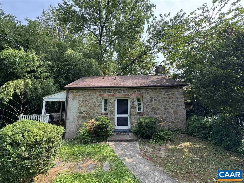 1820 Rugby Pl, Charlottesville, VA 22903 - #1
