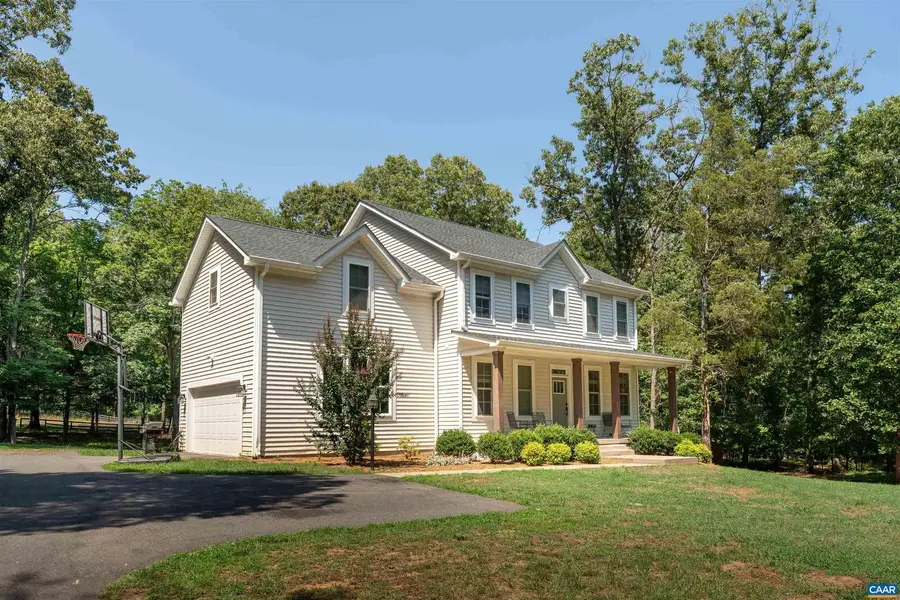 534 Tanager Woods Ct, Earlysville, VA 22936 - #2
