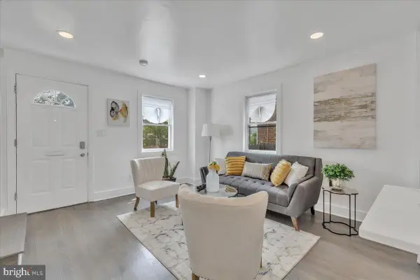 4346 Se G St Se, WASHINGTON, DC 20019