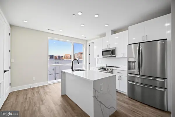 824 18th St Ne #11, WASHINGTON, DC 20002