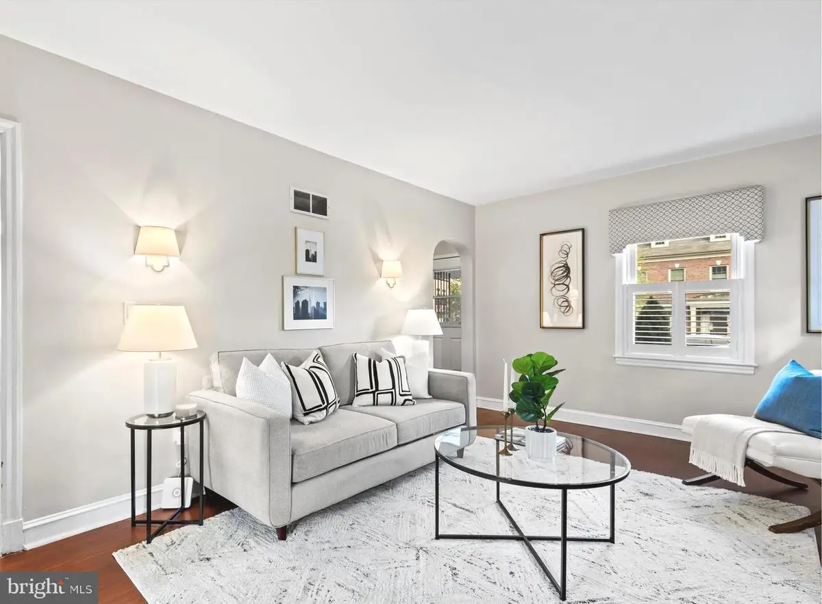 6118 Sligo Mill Rd Ne, Washington, DC 20011 - Image #1