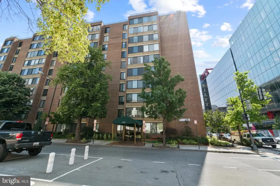 1301 20th St Nw #1015, Washington, DC 20036 - Image #2