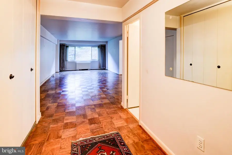 4201 Cathedral Ave Nw #201e, Washington, DC 20016 - Image #2