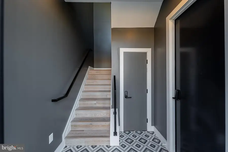 1215 Holbrook Ter Ne #2, Washington, DC 20002 - Image #3