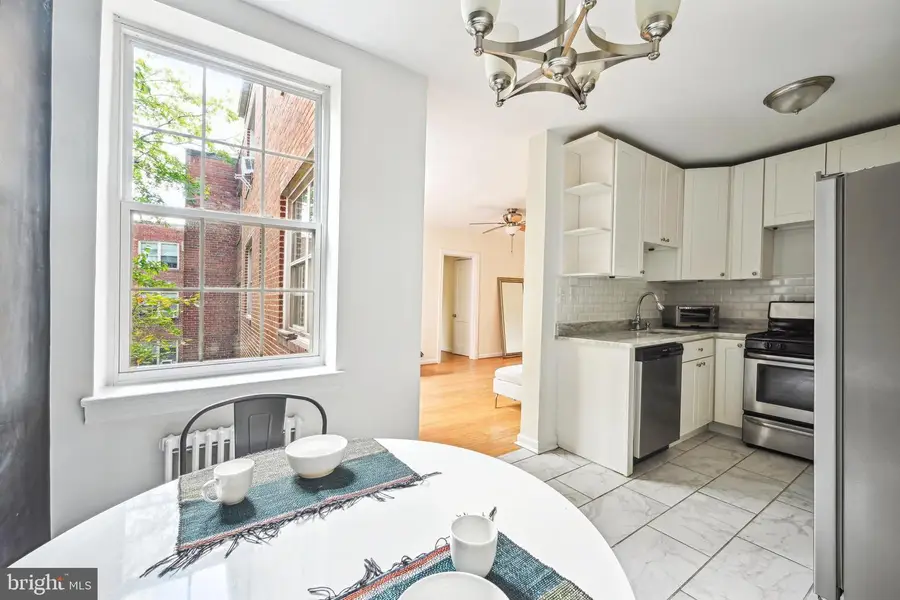 939 Longfellow St Nw #205, Washington, DC 20011 - Image #3