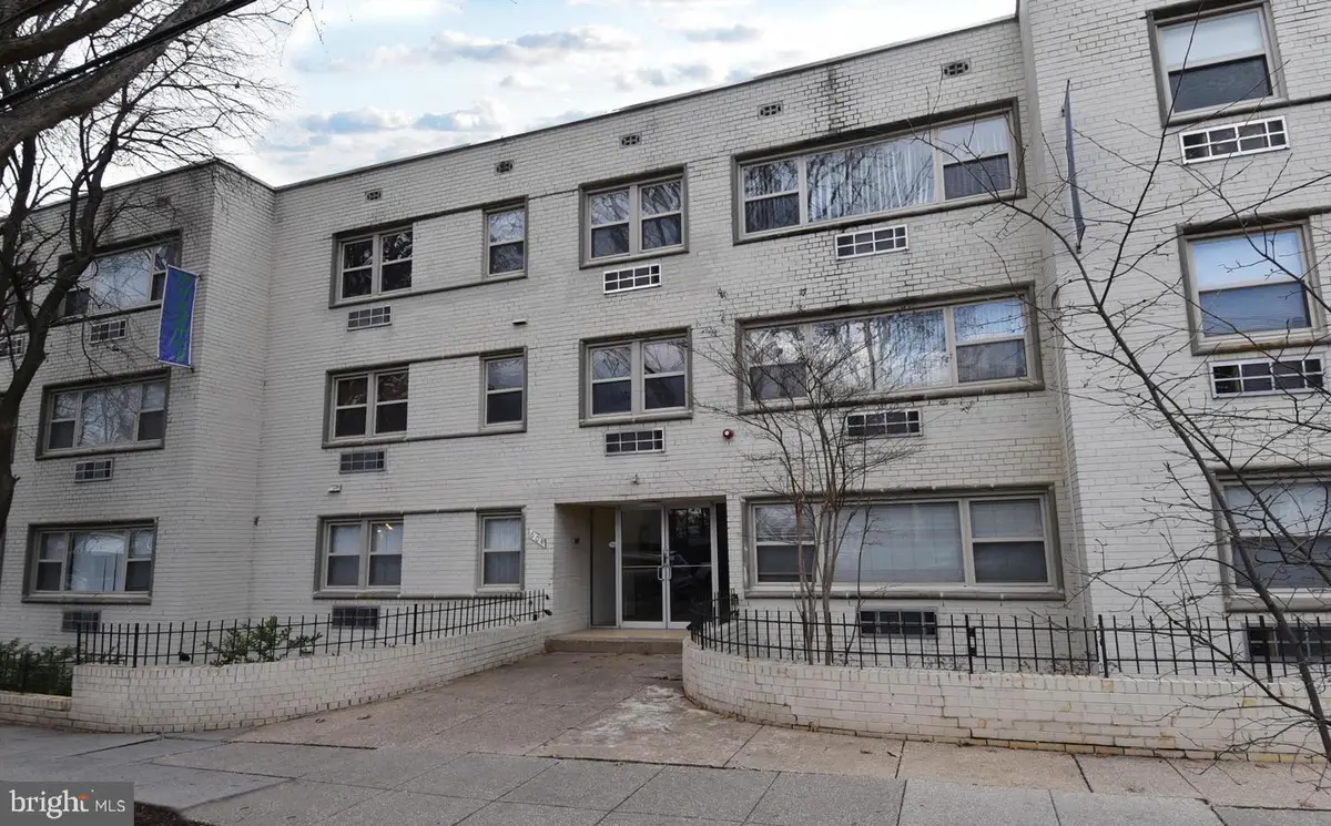604 Longfellow St Nw #406, Washington, DC 20011 - Image #1