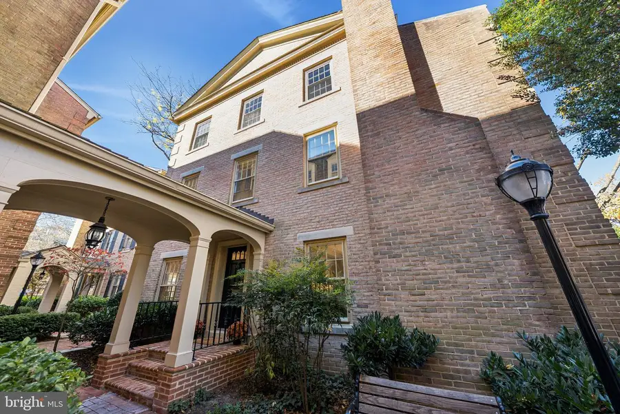 4338 Westover Pl Nw, Washington, DC 20016 - Image #3