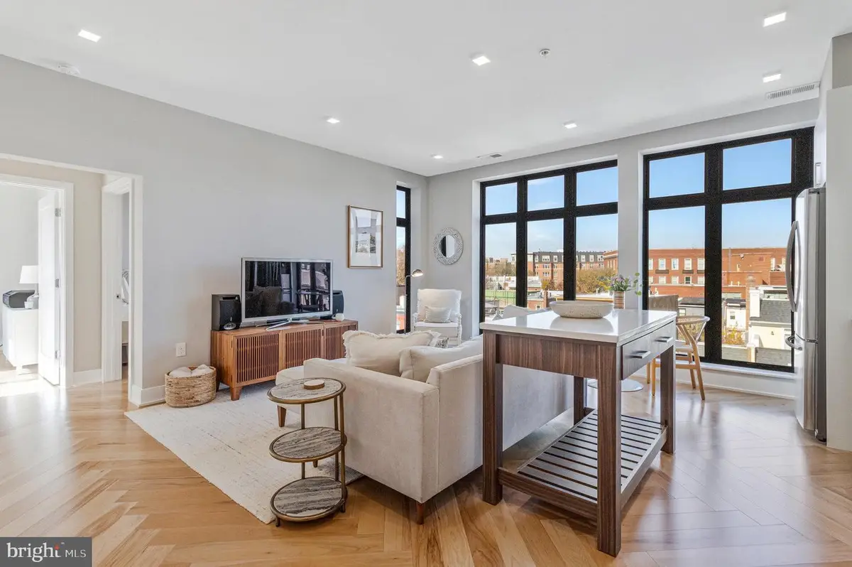 1345 K St Se #406, Washington, DC 20003 - Image #1