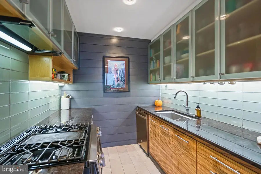 5112 Macarthur Blvd Nw #2, Washington, DC 20016 - Image #2