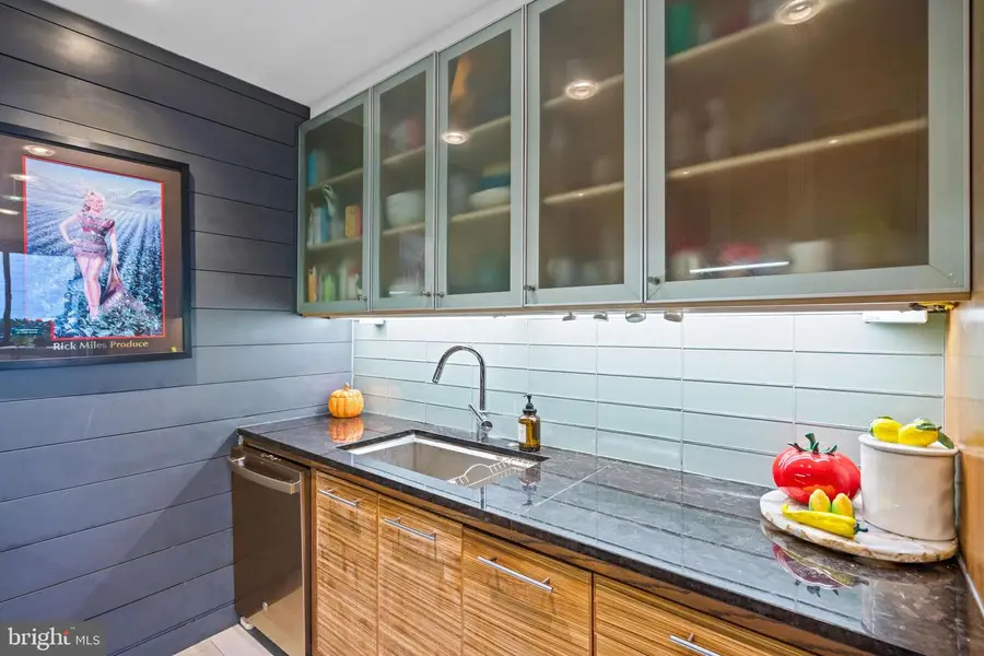 5112 Macarthur Blvd Nw #2, Washington, DC 20016 - Image #3