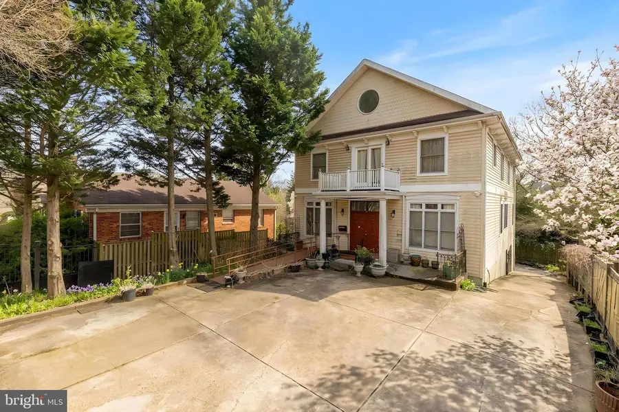 5248 Macarthur Blvd Nw, Washington, DC 20016 - #2