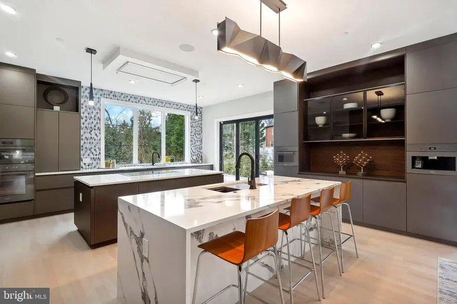 4920 Loughboro Rd Nw, Washington, DC 20016 - Image #2