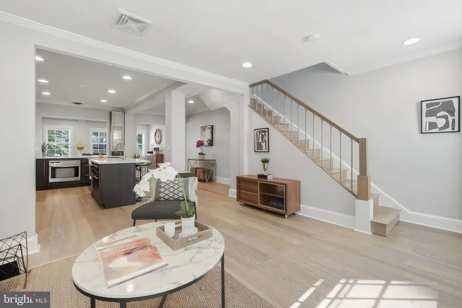 1725 34th St Nw, Washington, DC 20007 - Image #2