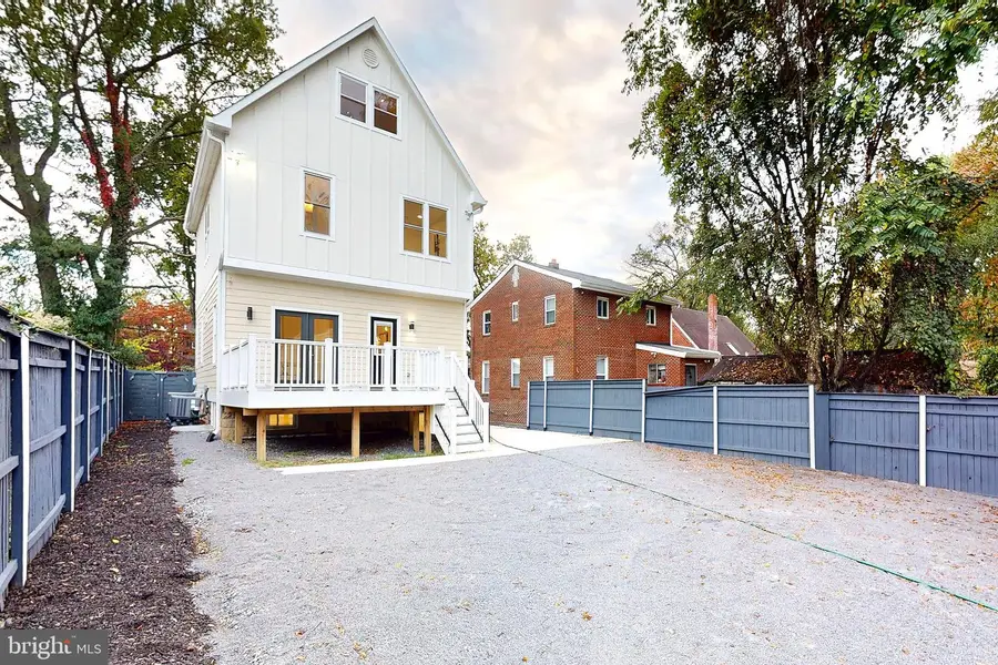 2806 Franklin St Ne, Washington, DC 20018 - Image #2