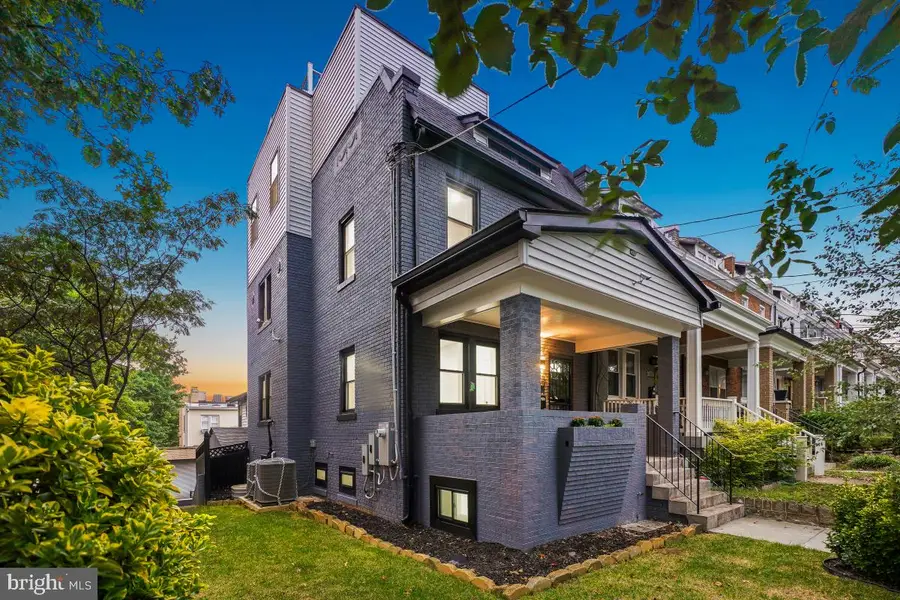 461 Delafield Pl Nw, Washington, DC 20011 - Image #3