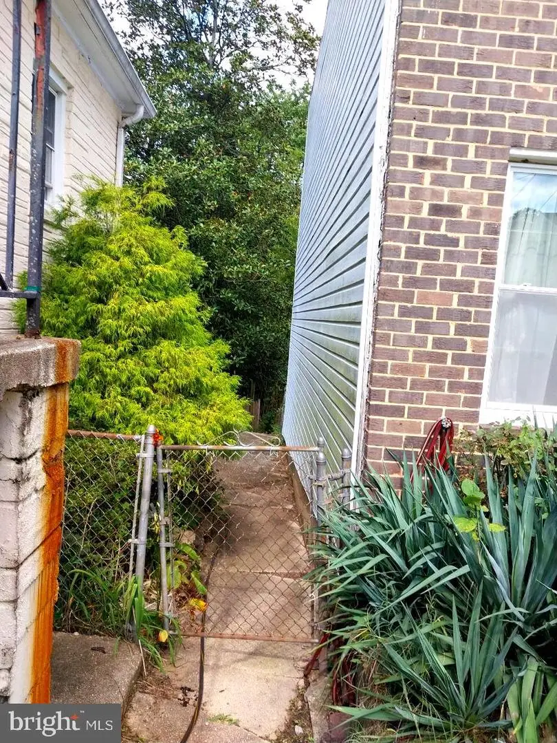 5610 Clay Pl Ne, Washington, DC 20019 - Image #2