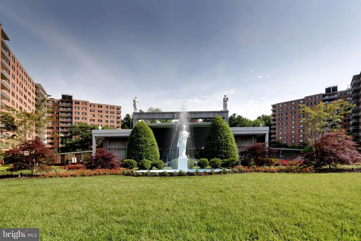 4201 Cathedral Ave Nw #1016w, Washington, DC 20016 - Image #1