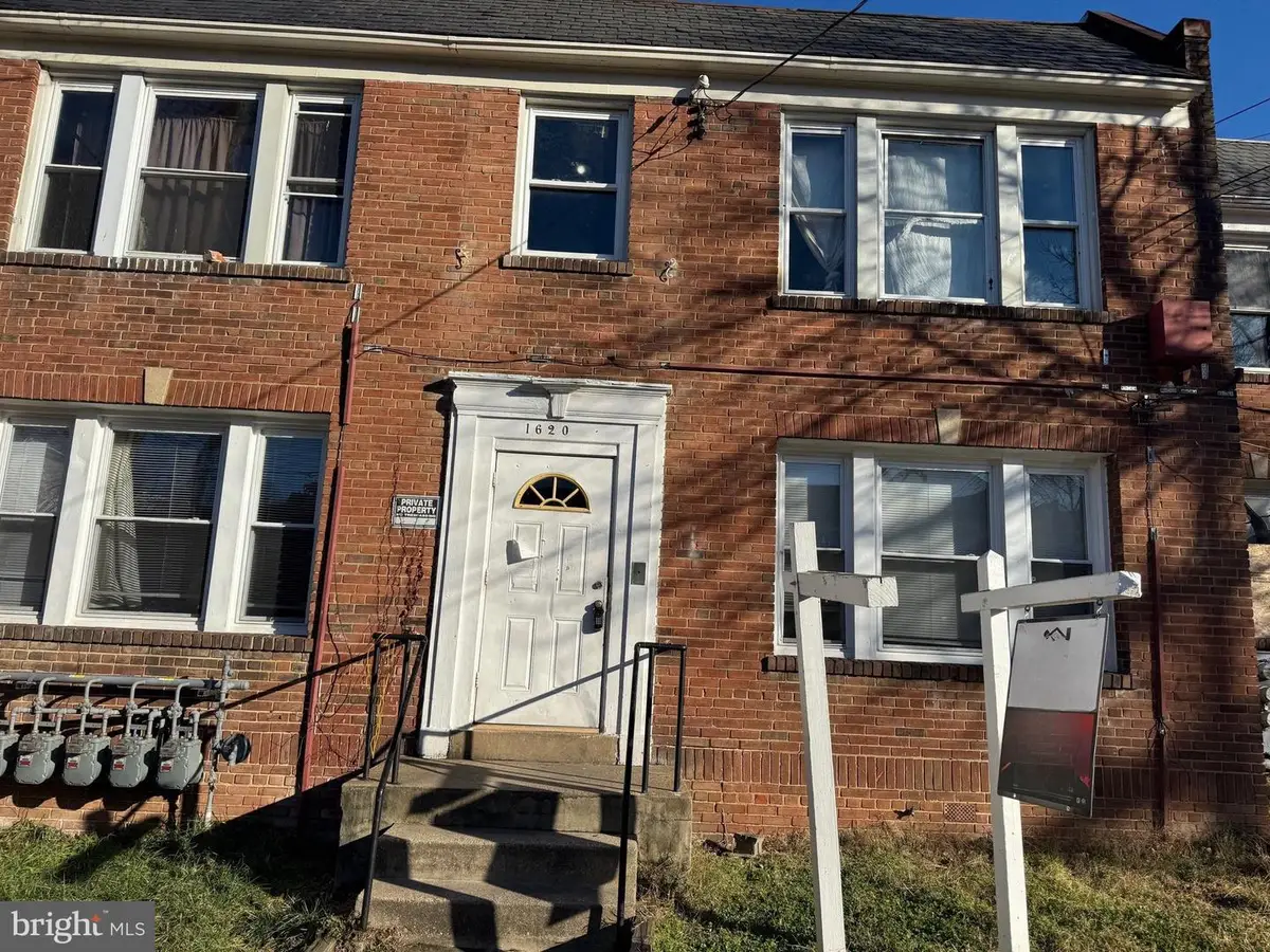 1620 17th Pl Se, Washington, DC 20020 - Image #1