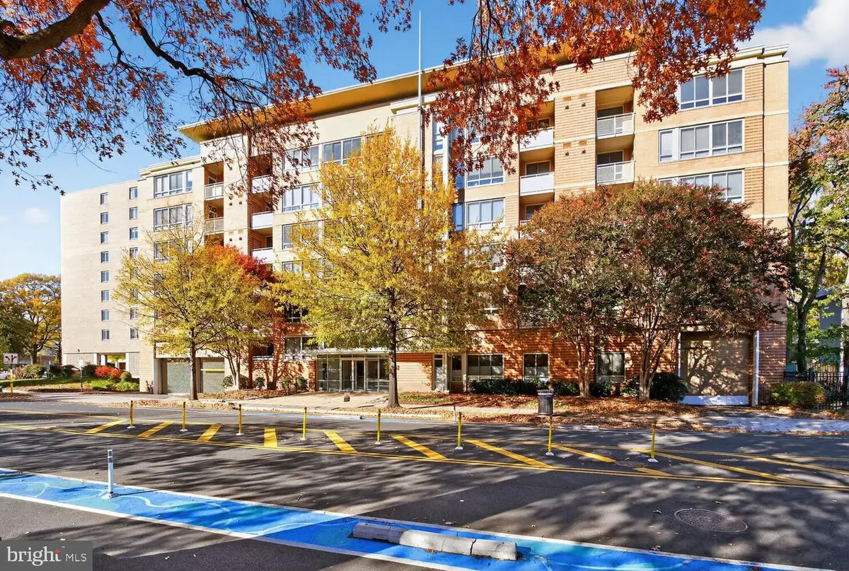 355 I St Sw #121, Washington, DC 20024 - Image #1