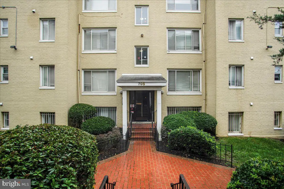 705 Brandywine St Se #203, Washington, DC 20032 - Image #1