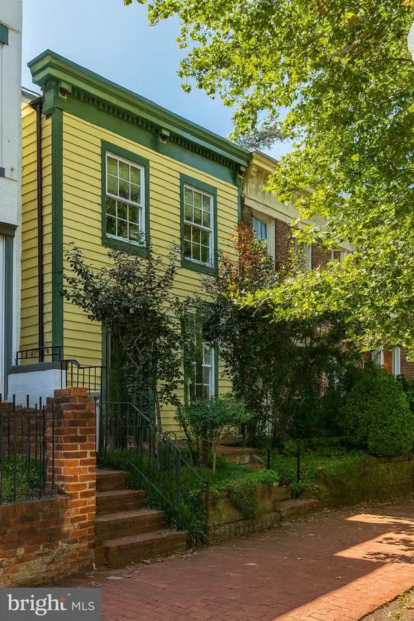 535 6th St Se, WASHINGTON, DC 20003