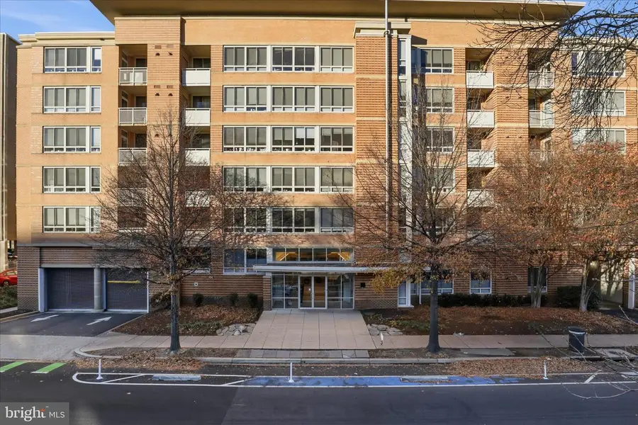 355 I St Sw #311, Washington, DC 20024 - Image #2