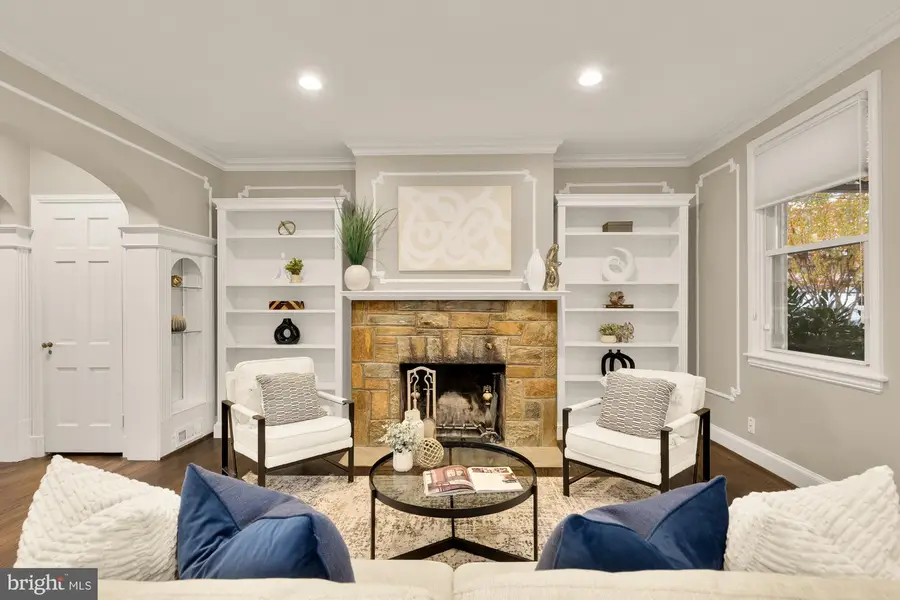 5221 Chevy Chase Pkwy Nw, Washington, DC 20015 - Image #3