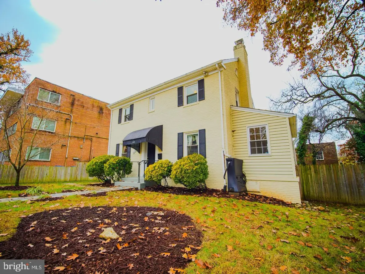 1601 28th St Se, Washington, DC 20020 - Image #1