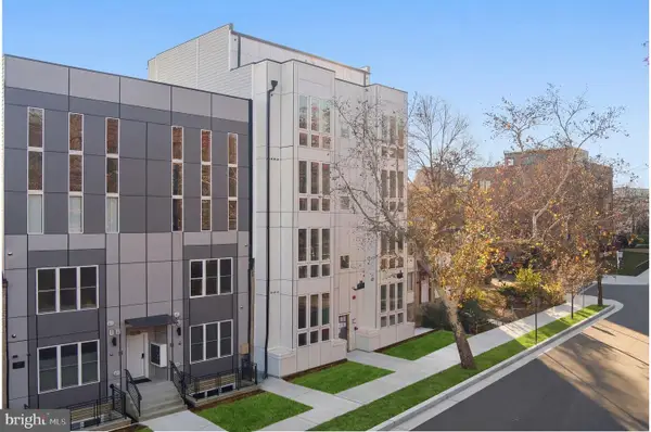 2105 M St Ne #8, WASHINGTON, DC 20002