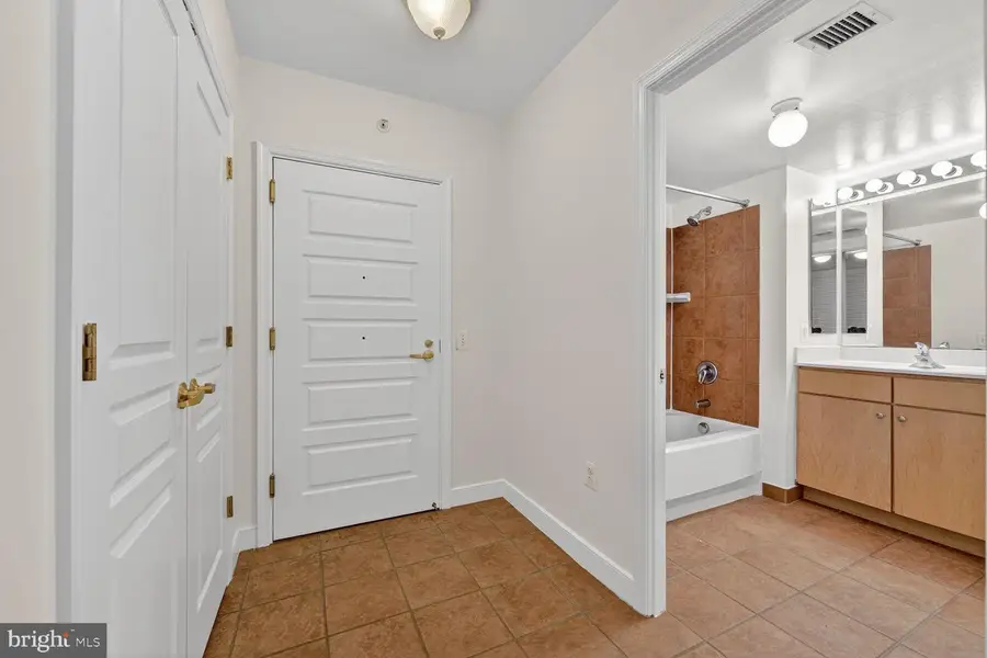 616 E St Nw #807, Washington, DC 20004 - Image #2