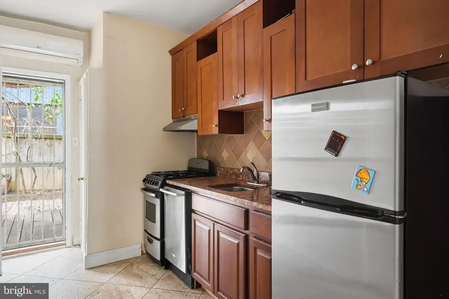 1126 South Carolina Ave Se, Washington, DC 20003 - Image #3