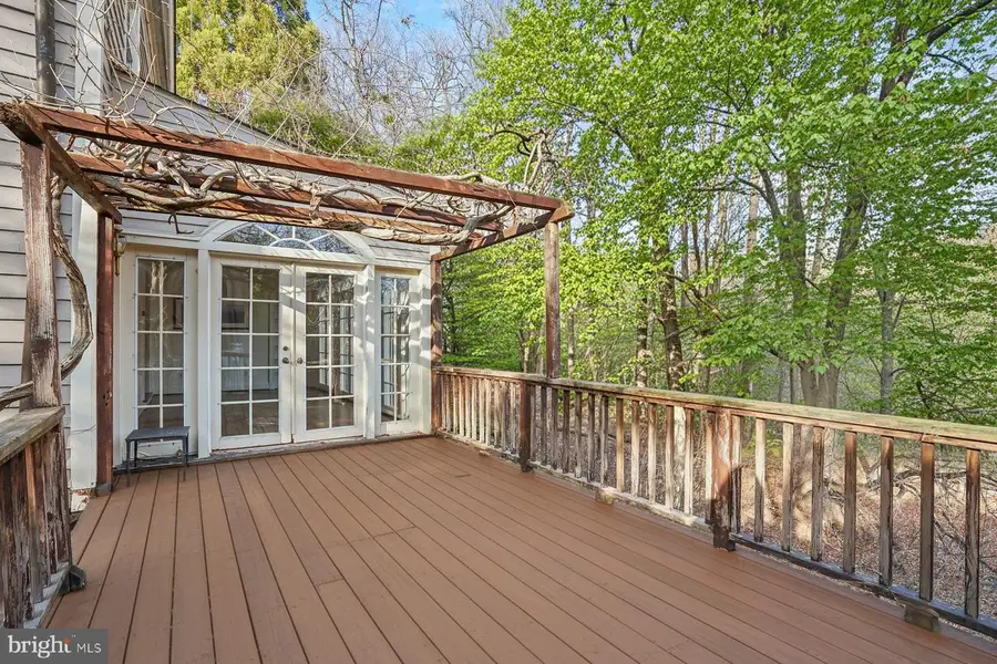 1727 Hoban Rd Nw, Washington, DC 20007 - Image #2