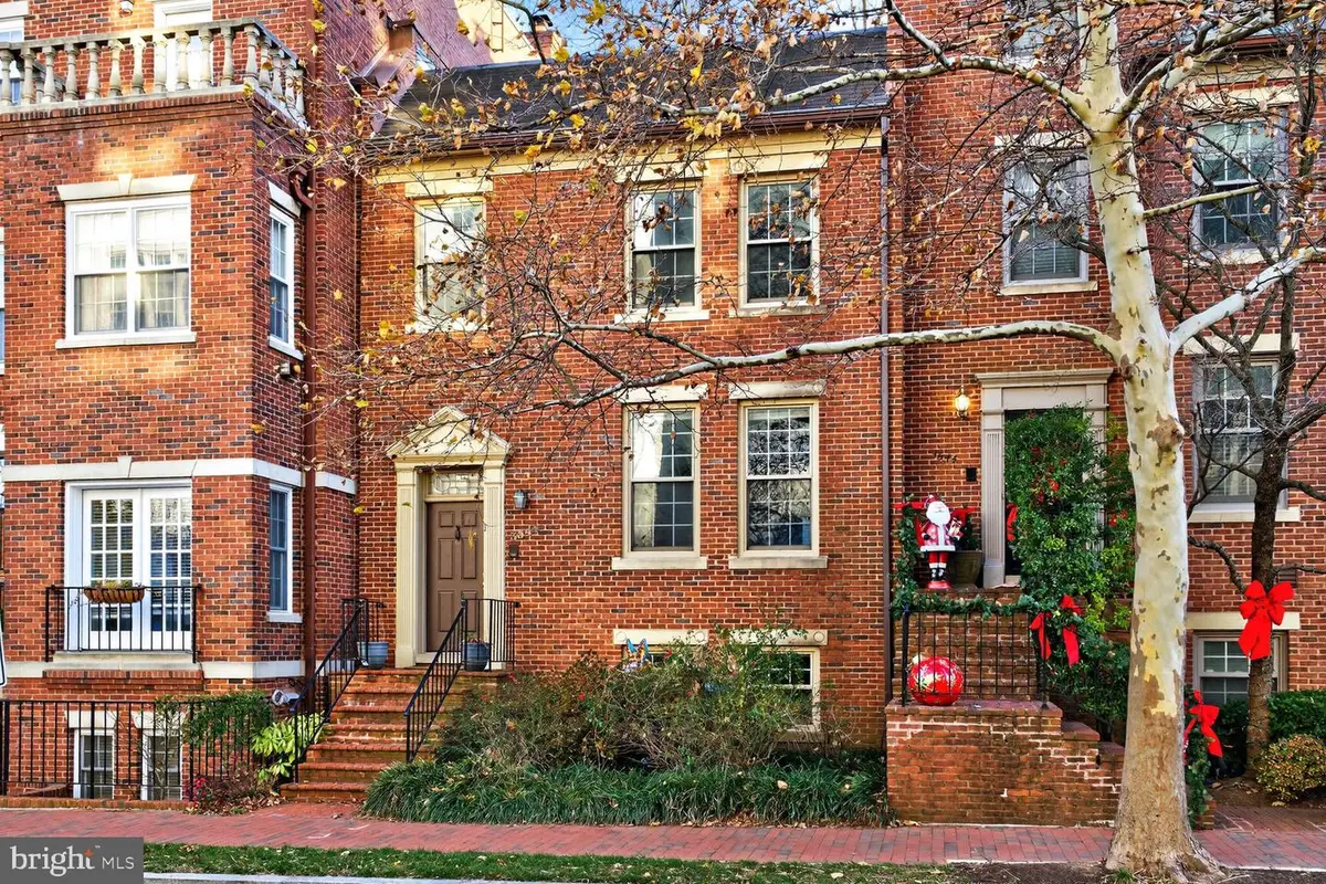 3540 Reservoir Rd Nw, Washington, DC 20007 - Image #1