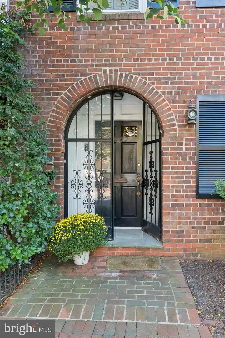 3402 R St Nw, Washington, DC 20007 - Image #3