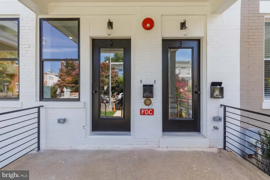 428 Manor Pl Nw #2, Washington, DC 20010 - Image #2