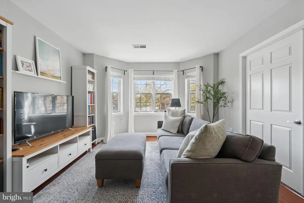 3611 38th St Nw #209, Washington, DC 20016 - Image #1