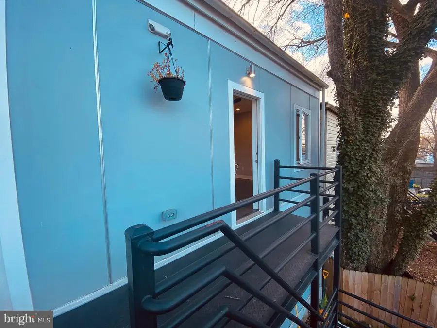 1274 Simms Pl Ne #3, Washington, DC 20002 - Image #2